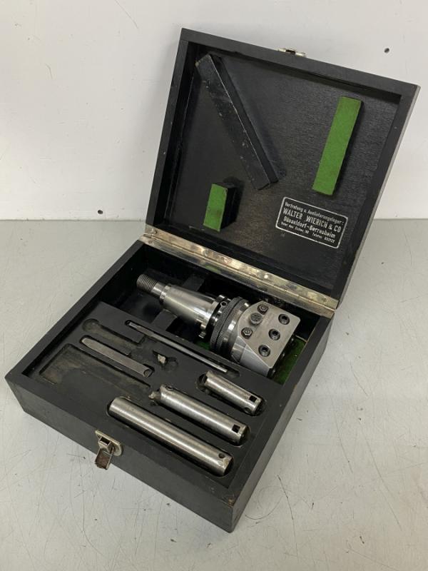 Universal Plan- und Ausdrehkopf, passend für DECKEL mit MK4 / SK 40 - S20x2