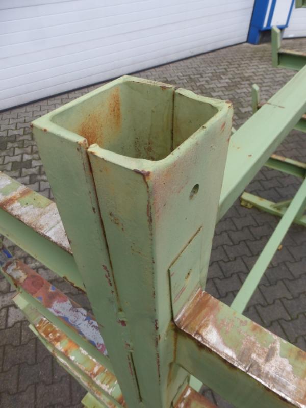 Doppelseitiges Kragarmregal für Stangenware (Eigenbau) Doppelseitiges Kragarmregal für Stangenware (Eigenbau)