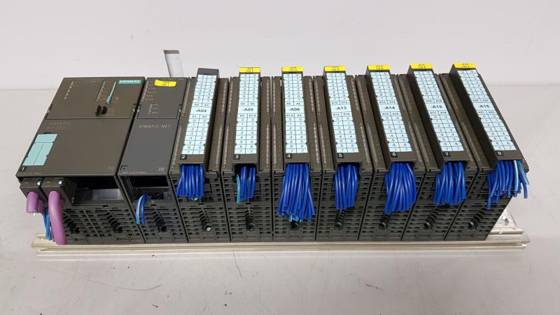 SPS Speicherprogramierbare Steuerung mit I/O Modulen und Ethernet (LAN) Anschluss
