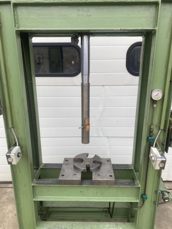 Hydr. Werkstattpresse, Räumpresse, Nutenräumpresse