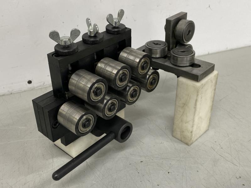 Rollenrichtapparat, Drahtrichtgerät, Richtapparat für Runddraht, Bandrichtgerät