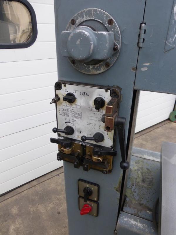 Vertikal Bandsäge, Bandsägemaschine