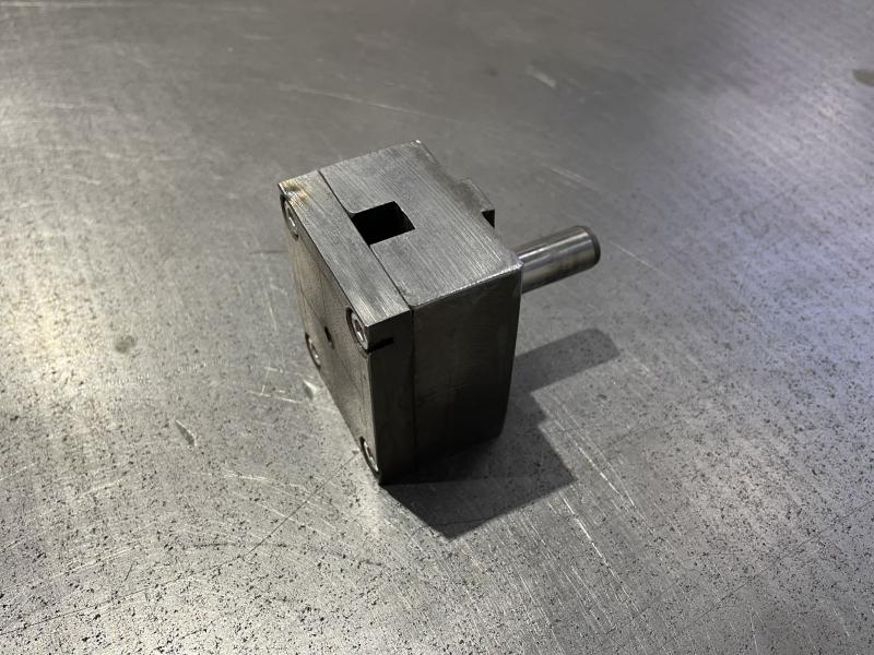 Messmaschine mit handgeführten Messarm, Mess- und Anreißplatte Stahlguß-Grauguß stark verrippt