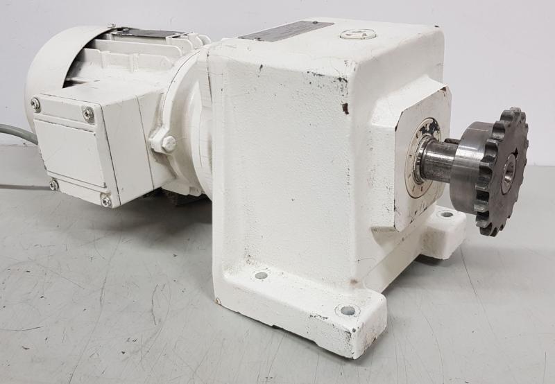 Getriebemotor mit STÖBER Getriebe, Elektromotor Käfigläufer 0,37 kW, Drehzahl 29,2 U/min.