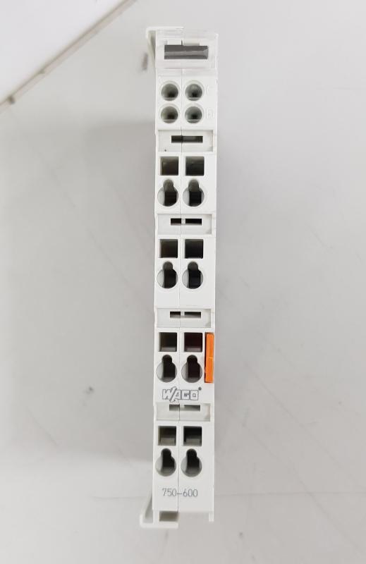 I/O System Module Endmodul