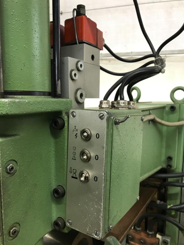 Bedienungsanleitung Punktschweißmaschine, Buckelschweißmaschine Widerstand-Schweißmaschine