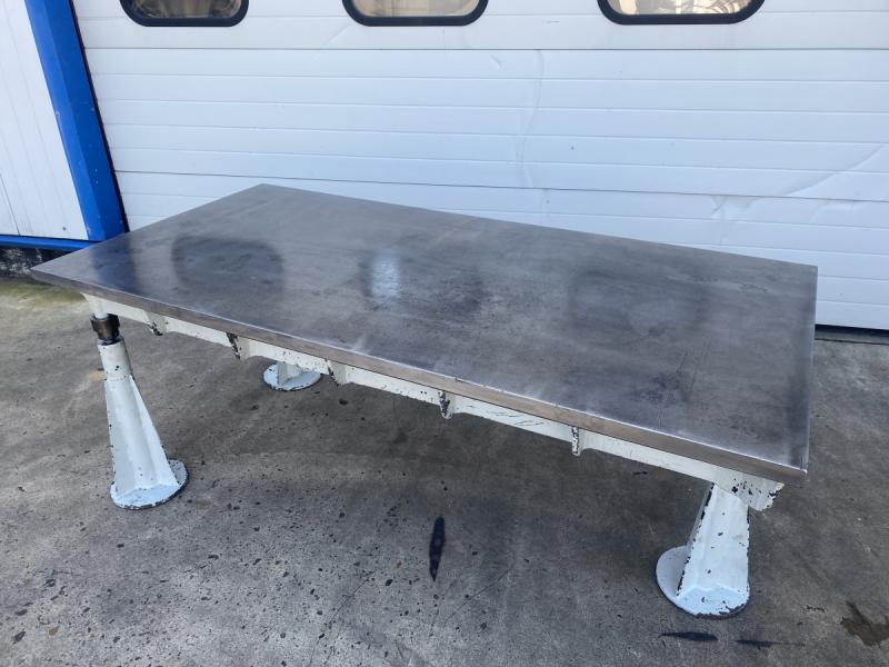 Richt- und Schweißplatte Stahlguß-Grauguß stark verrippt