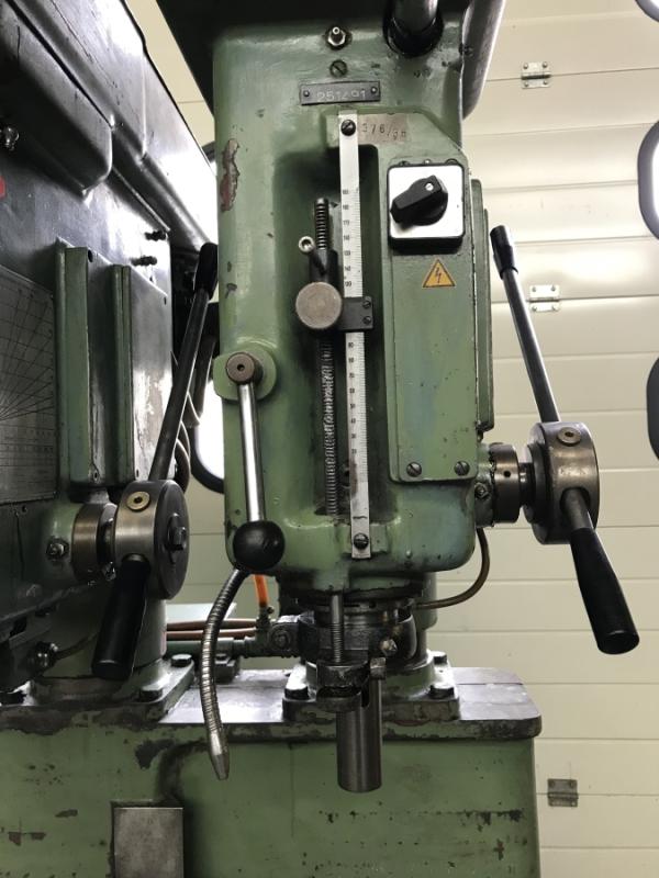 Reihenbohrmaschine mit 4 Stationen MK2