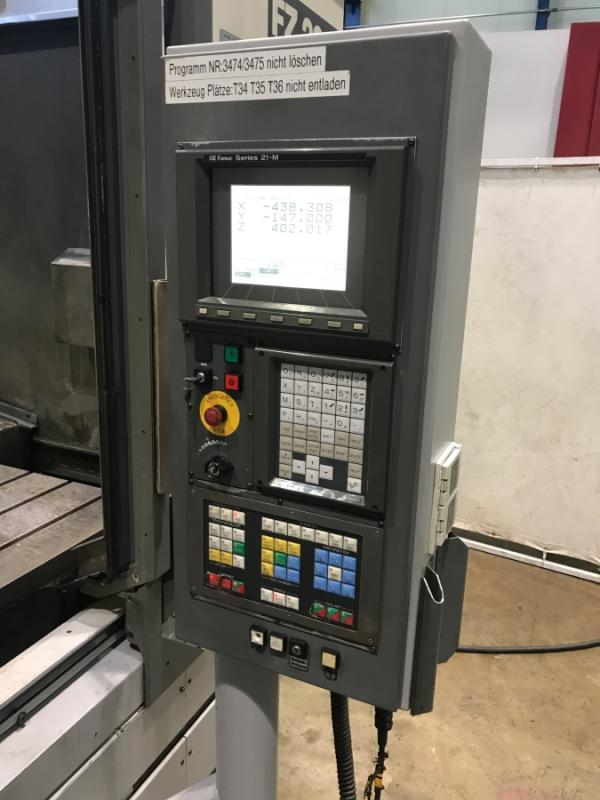 CNC Vertikal Bearbeitungszentrum