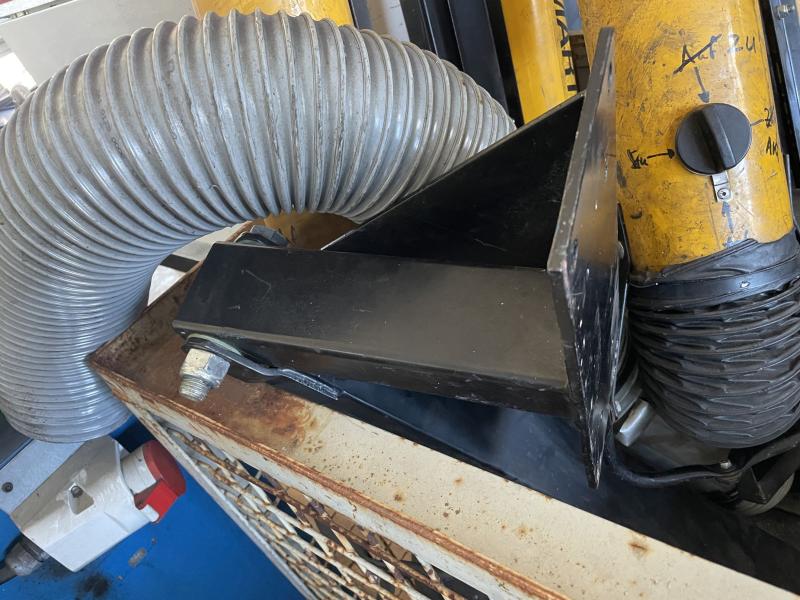 Gelenkarm für Schweißrauchabsaugung, Wandschwenkarm