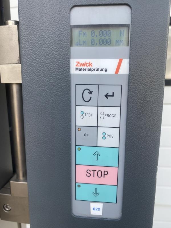 Statische Materialprüfmaschine Universalprüfmaschine AllroundLine mit zwei Prüfräumen