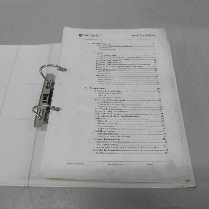 Betriebsanleitung, Programmieranleitung, Alarmliste und Anleitung Lichtbogenschweissen für Motoman Roboter,  diverse Projektdokumentationen bestehend aus Bedienungsanleitung, Stromlaufplan, SPS Programm im Lieferumfang enthalten