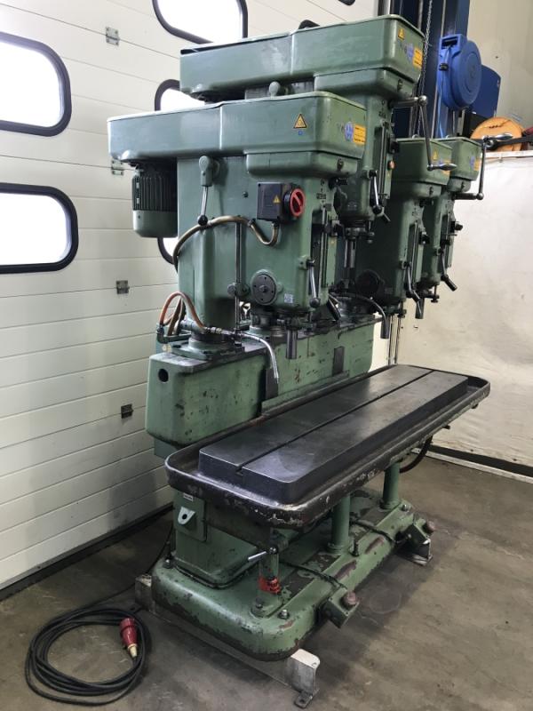 Reihenbohrmaschine mit 4 Stationen MK2