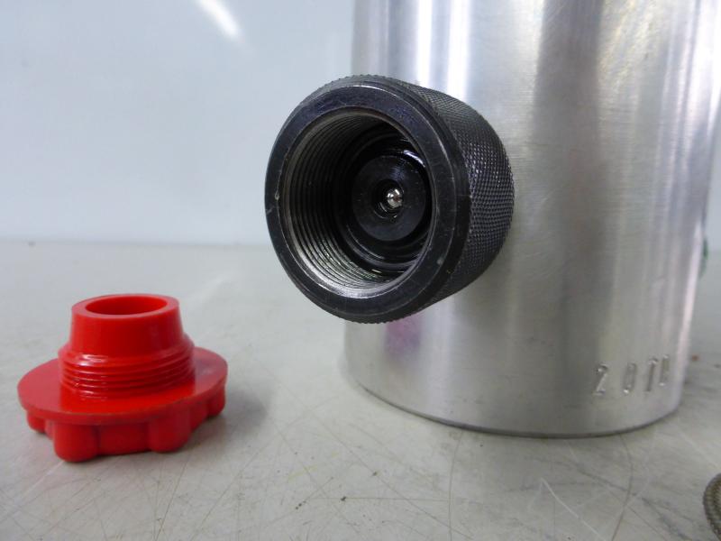 Einfachwirkender Leichtmetallzylinder mit Federrückzug, Hydraulikstempel, Hydraulikzylinder, Lukaszylinder, Maschinenheber