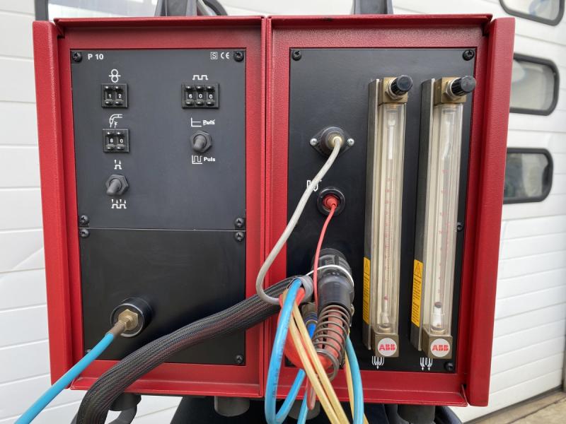 Plasma Impuls Schutzgasschweißgerät, Pulsmaschine