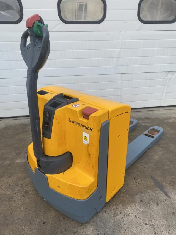 Elektro-Gehstapler, Niederflurhubwagen, Ameise, Deichselstapler Elektro-Gehstapler, Niederflurhubwagen, Ameise, Deichselstapler