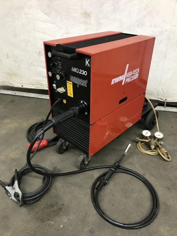 MIG MAG Schweißmaschine, Schutzgasschweißgerät MIG MAG Schweißmaschine, Schutzgasschweißgerät