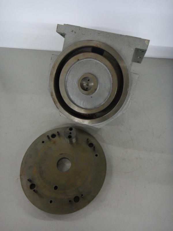 Winkeltisch mit Einbaurundtsich für Fräsmaschine, Rundteiltisch mit Skala zum direkten Teilen