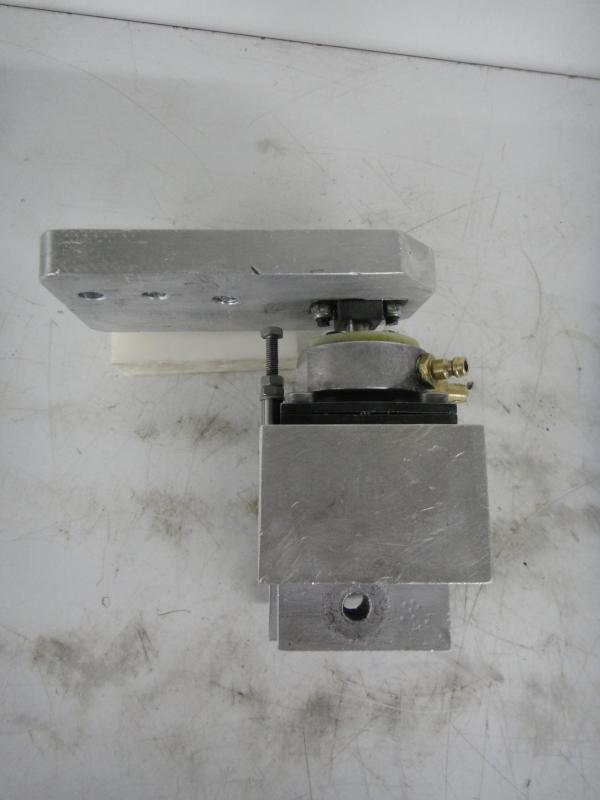 Pneumatische Schwenkspanner DE-STA-CO Schwenkzylinder, Schwenkantrieb, Druckluftspanner