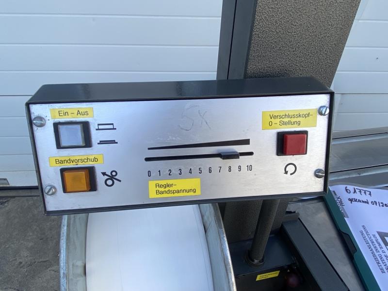 Umreifungsgerät, Umreifungsmaschine für Kunststoffband, Verpackungsmaschine mit Zubehör