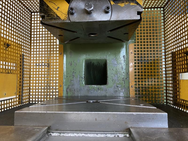 Einständer - Hydraulikpresse 20 ton.