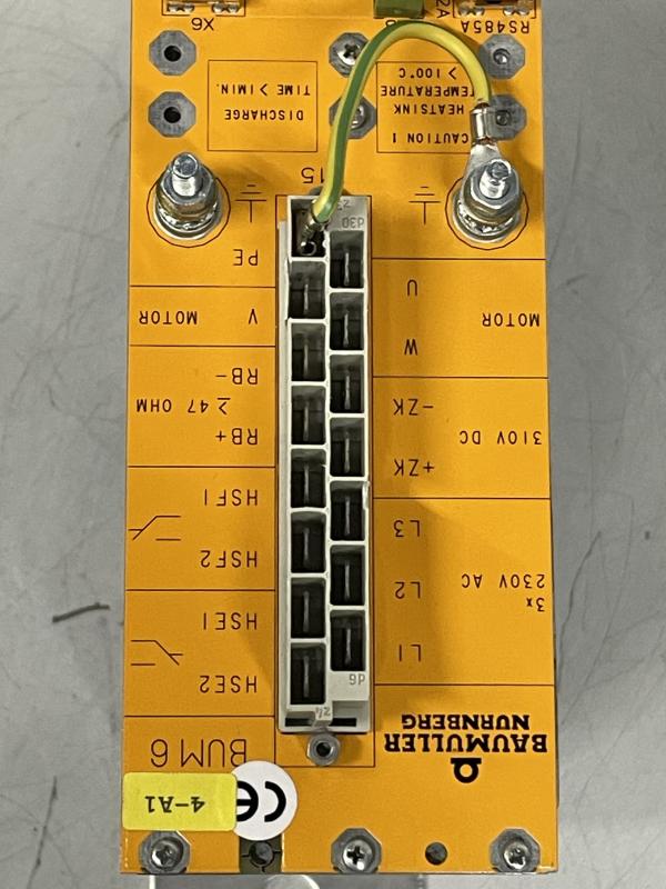 Defekter Wechselstromrichter, 3 Phasen AC-Servoantrieb, Servosteller, Servoumrichter, Antriebsregler