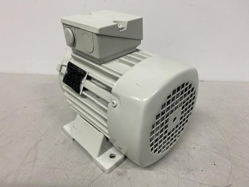 Drehstrom Elektromotor 0,55 kW Drehstrommotor Kraftstrommotor, E-Motor, Käfigläufer, Asynchronmotor