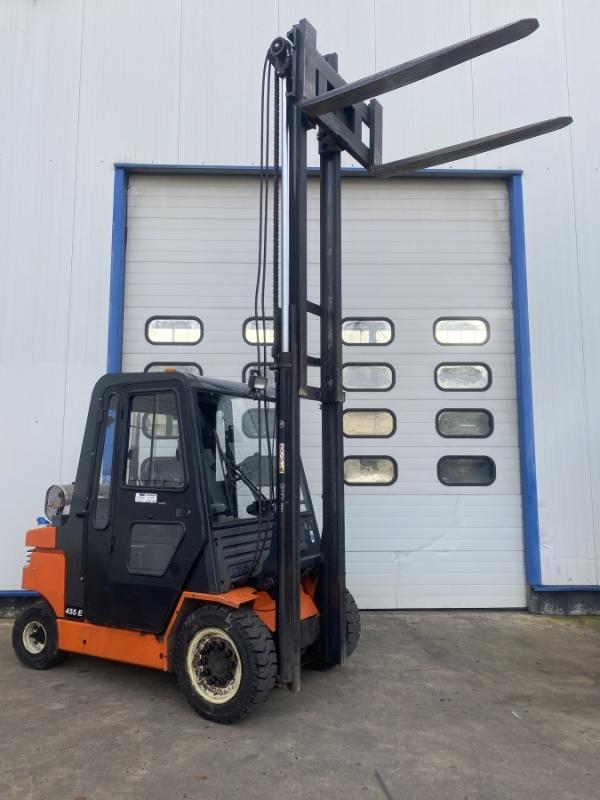 Diesel - Gabelstapler, Traglast 4500 kg, mit Hydrostatischem Antrieb wie Linde