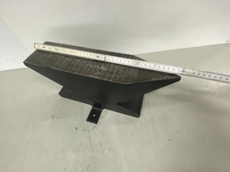 Amboss mit Vierkanthorn und Rechteckhorn Einheitsamboss, Böhmische Form