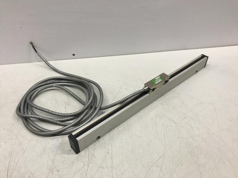 Glasmaßstab, inkrementales Längenmesssystem, Linear Scale, Maßstab mit Glaslineal für Positionsanzeige Glasmaßstab, inkrementales Längenmesssystem, Linear Scale, Maßstab mit Glaslineal für Positionsanzeige