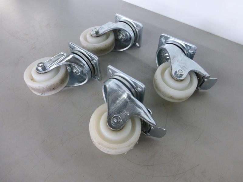 4 Stück sehr stabile Bockrollen, Lenkrollen mit weißen Polyamid Rädern Ø 100 mm, Traglast je 280 kg