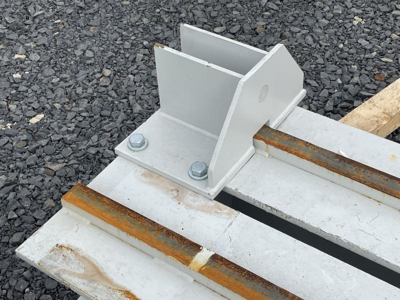 Kranlaufschienen - Stahlträger HE-B 300 aus einer 11 Meter langen Halle