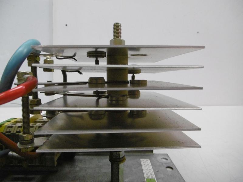 3 Phasen Netzgerät mit Transformator und Plattengleichrichter 3 Phasen Netzgerät mit Transformator und Plattengleichrichter