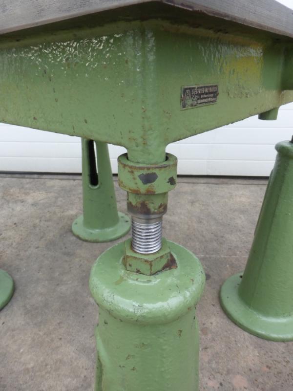 Richt- und Schweißplatte, Stahlguß-Grauguß stark verrippt