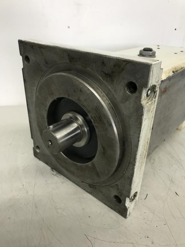 Hauptspindel, Schleifmaschinenspindel, Spindelkopf Reparaturbedürftige Schleifspindel, Lager defekt