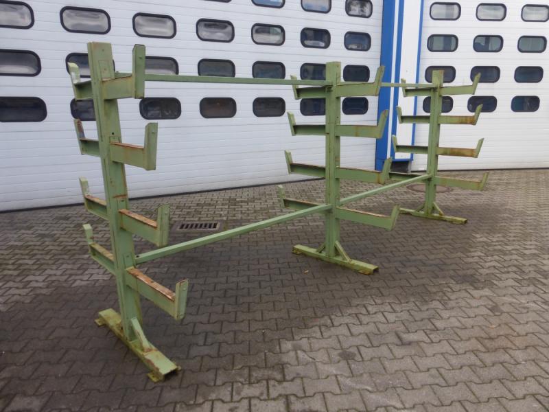 Doppelseitiges Kragarmregal  für Stangenware (Eigenbau)