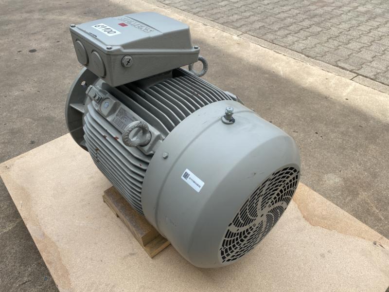Drehstrom Elektromotor 30 kW Drehstrommotor Kraftstrommotor, E-Motor, Käfigläufer, Asynchronmotor Drehstrom Elektromotor 30 kW Drehstrommotor Kraftstrommotor, E-Motor, Käfigläufer, Asynchronmotor