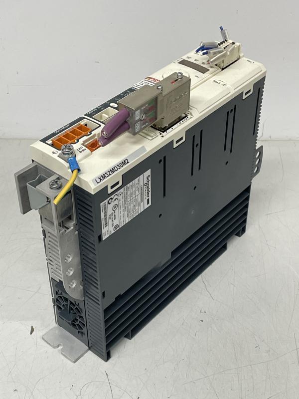 AC-Servoantrieb, Servoregler, Antriebsregler