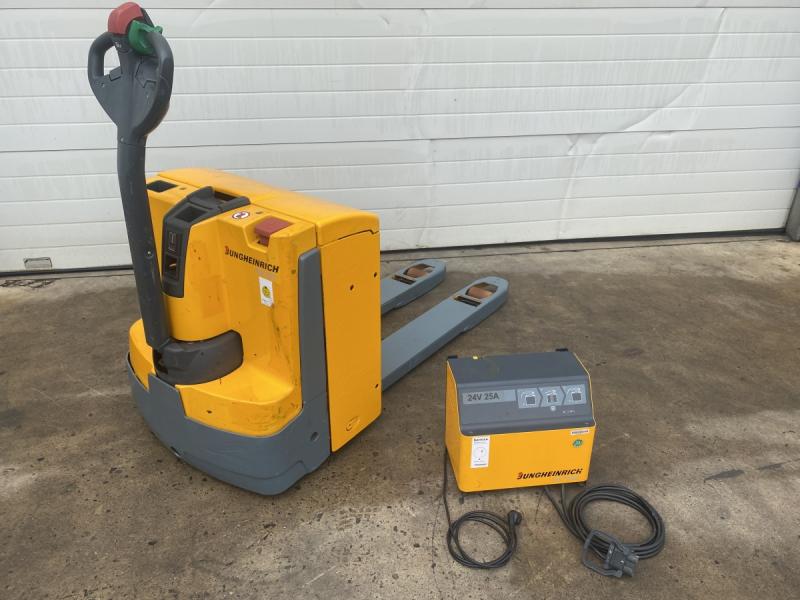 Elektro-Gehstapler, Niederflurhubwagen, Ameise, Deichselstapler