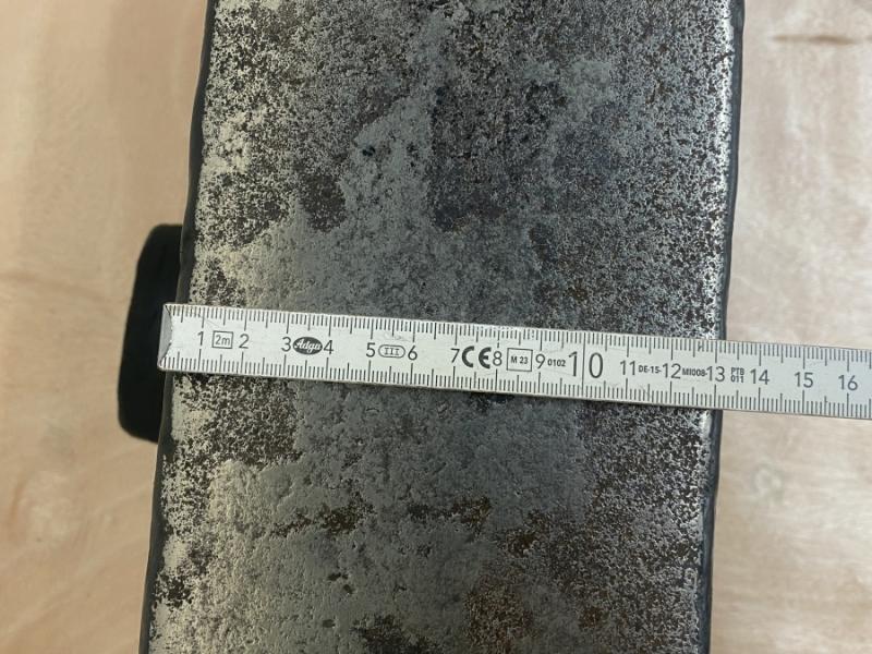 Amboss mit Rundhorn und Rechteckhorn Amboss Nordddeutsche Form