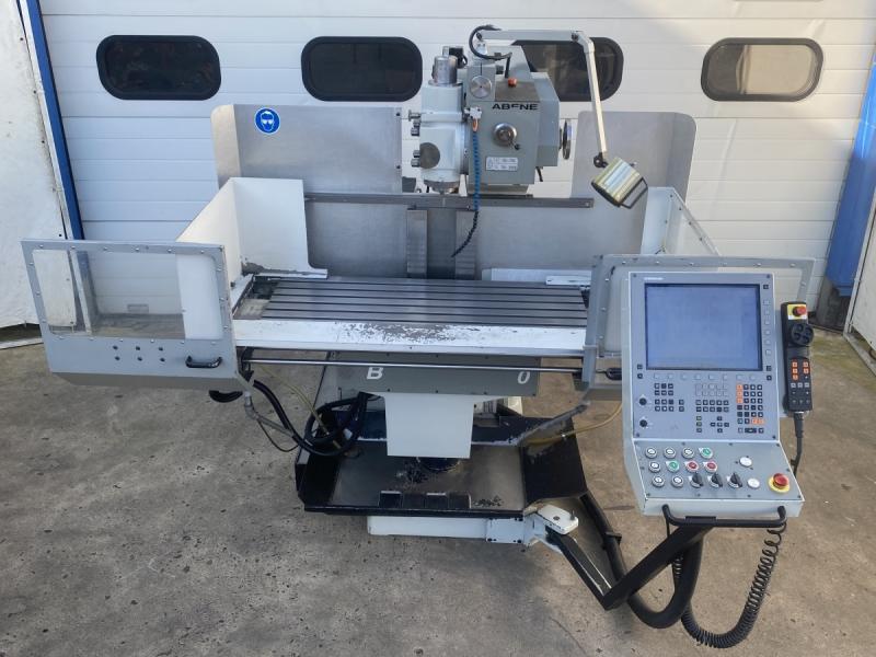 CNC Fräsmaschine mit HEIDENHAIN TNC 320 CNC Fräsmaschine mit HEIDENHAIN TNC 320