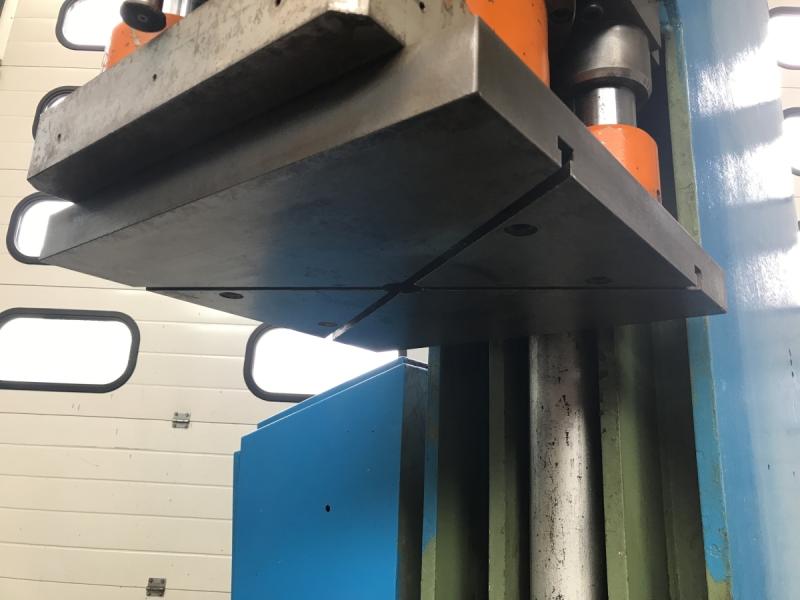 Einständer - Hydraulikpresse