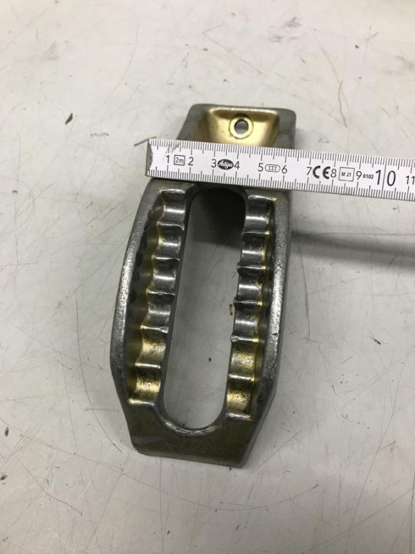 4 Stück Spanneisen, Spannpratzen, Spannbügel Spannbacken, Spannhebel, Spanner