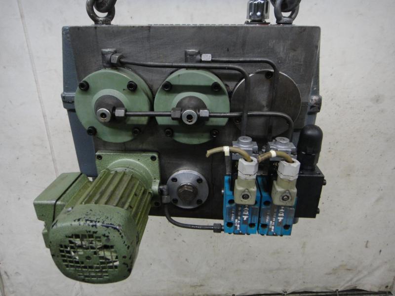 Hydraulisch schaltbares Getriebe für Drehrichtungswechsel