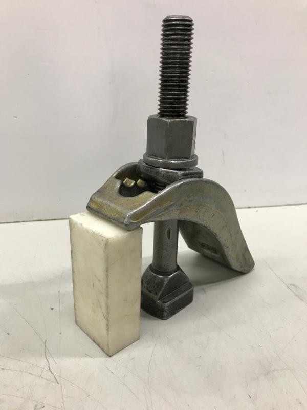4 Stück Spanneisen, Spannpratzen, Spannbügel Spannbacken, Spannhebel, Spanner