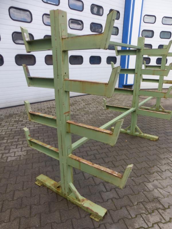 Doppelseitiges Kragarmregal  für Stangenware (Eigenbau)