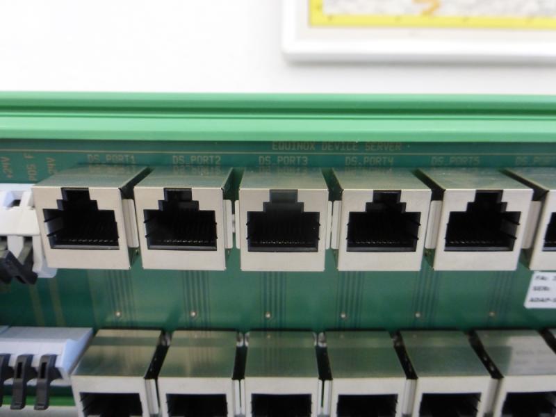 Equinox Device Server, Patch Panel für Hutschienenmontage, Seriell auf Ethernet Device Server