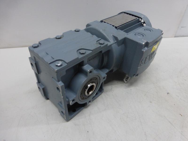 Getriebemotor, Elektromotor, Winkelgetriebemotor Getriebemotor, Elektromotor, Winkelgetriebemotor