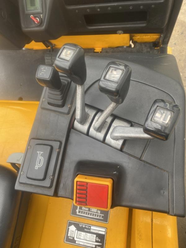 Elektro Gabelstapler, 3-Rad Elektrostapler