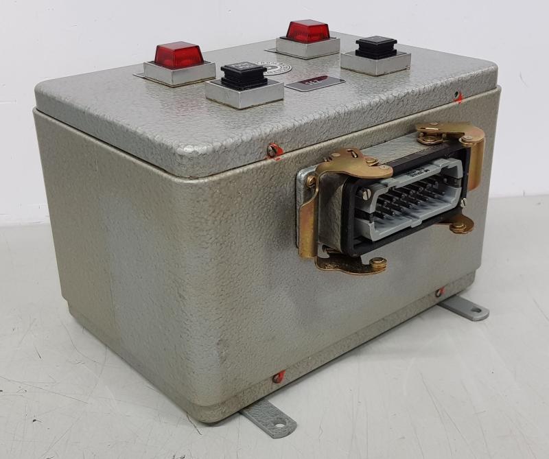 Pressen Sicherheitssystem, Sicherheitsmodul, Einschaltsteuerung für 2-Hand Überwachung